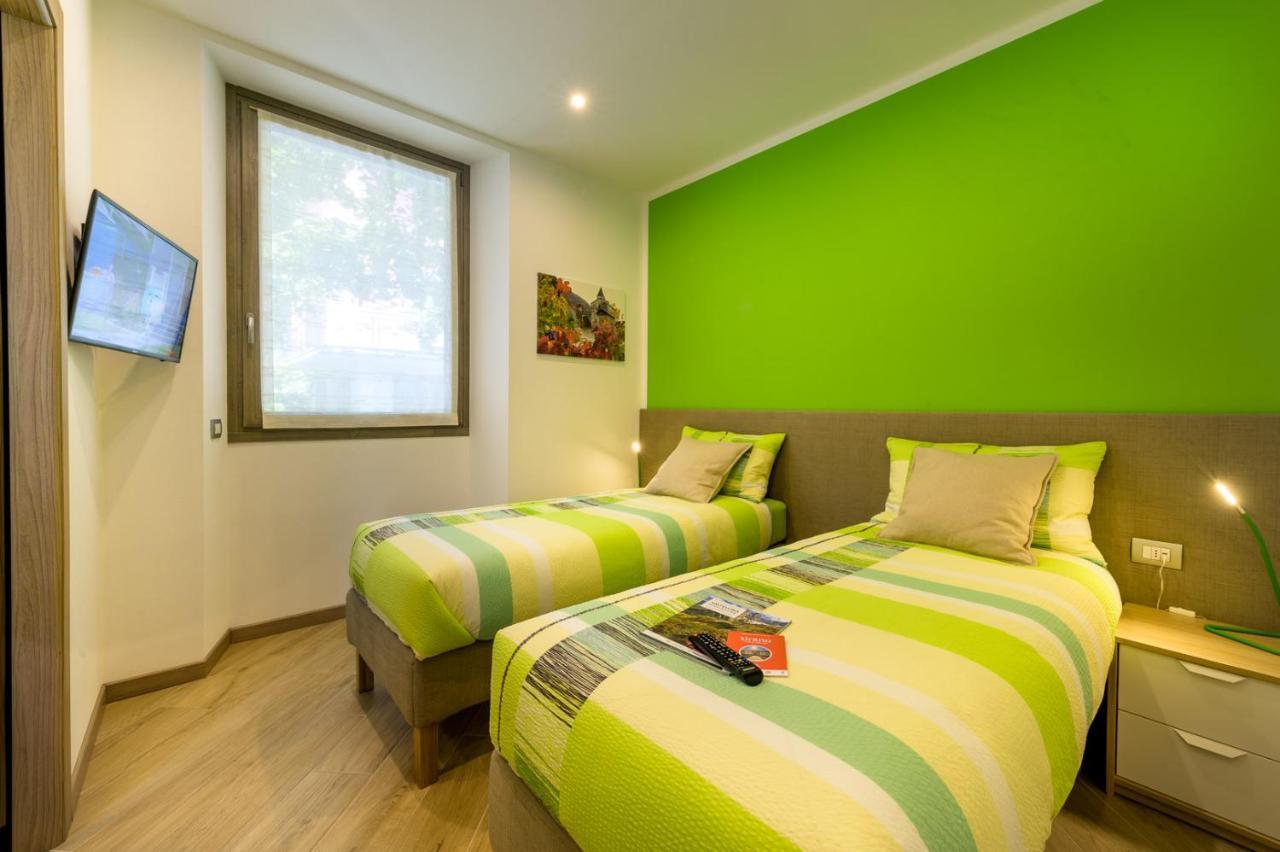 Le Rondini Hotel Tirano Buitenkant foto